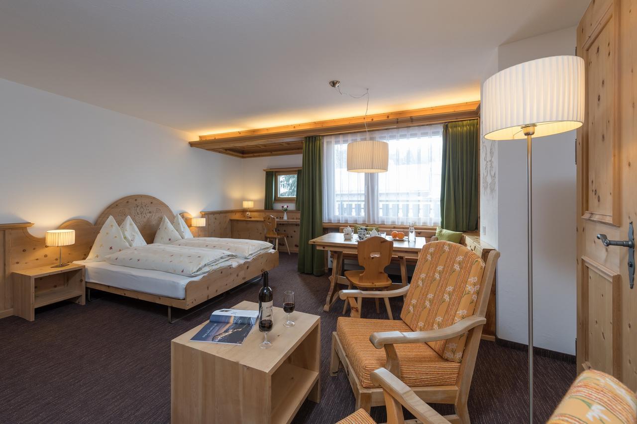 Hotel Seraina ซิลส์มาเรีย ภายนอก รูปภาพ
