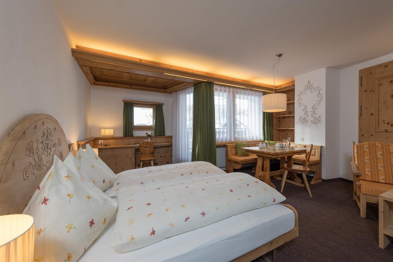 Hotel Seraina ซิลส์มาเรีย ภายนอก รูปภาพ