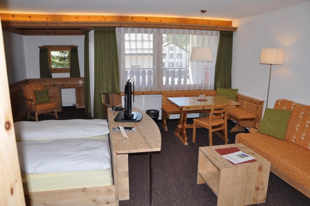 Hotel Seraina ซิลส์มาเรีย ภายนอก รูปภาพ